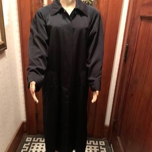 "Carol Cohen Collectibles" long, black raincoat, M, Vintage, EUC